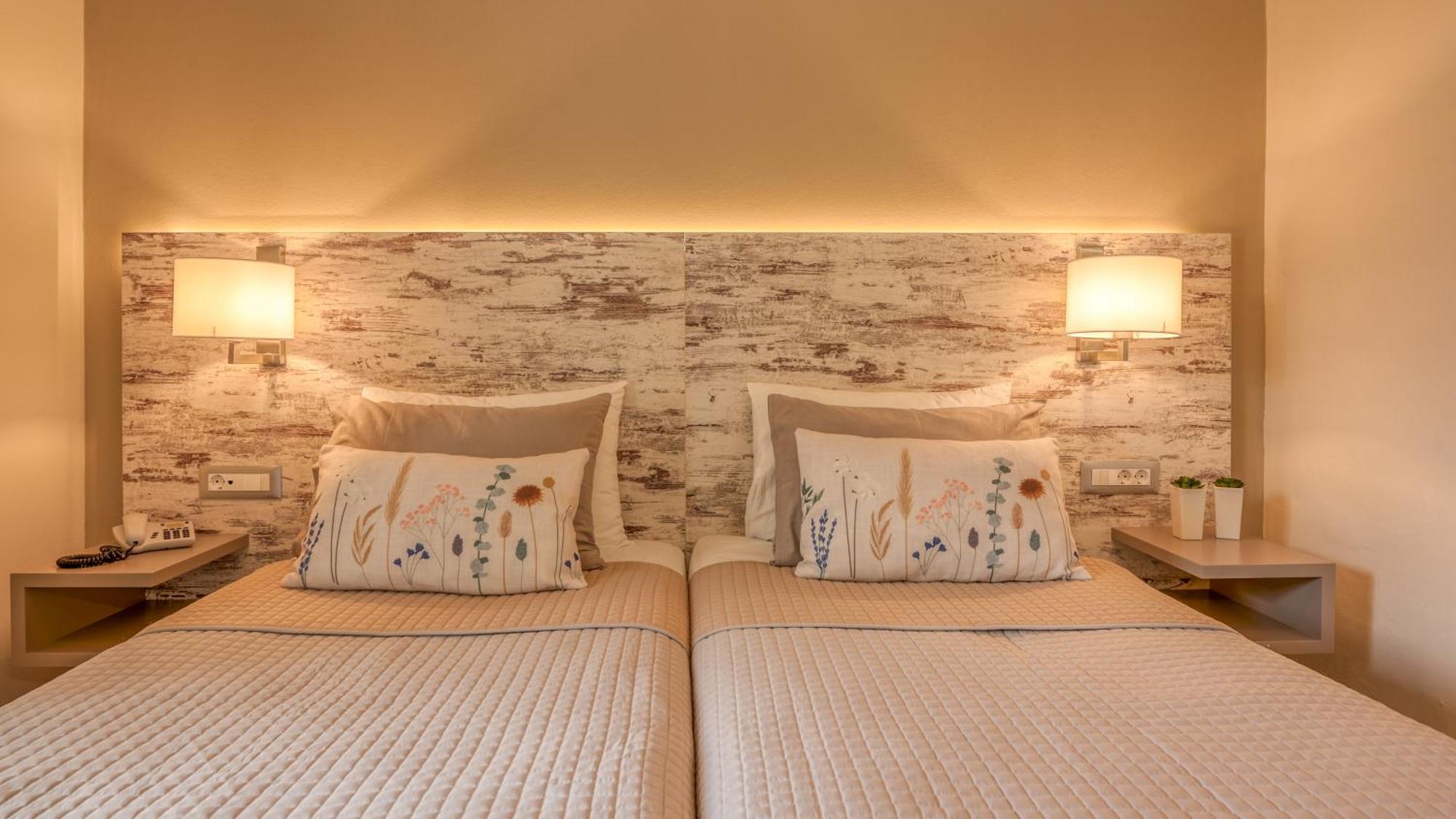 Hotel Peli Kíssamos Eksteriør billede